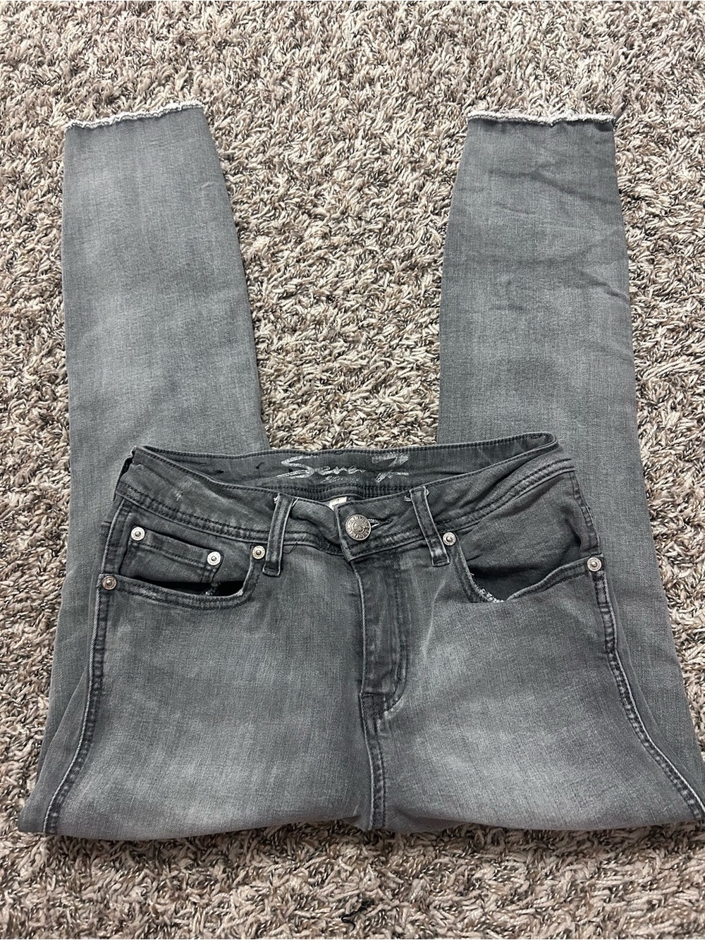Seven 7 Women's Gray Skinny Jeans with Subtle Fade